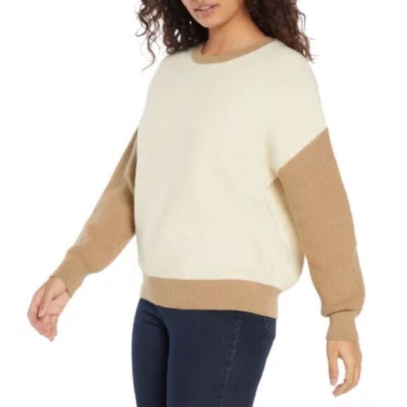 NEW Express Relaxed Sweater - Picture 1 of 8